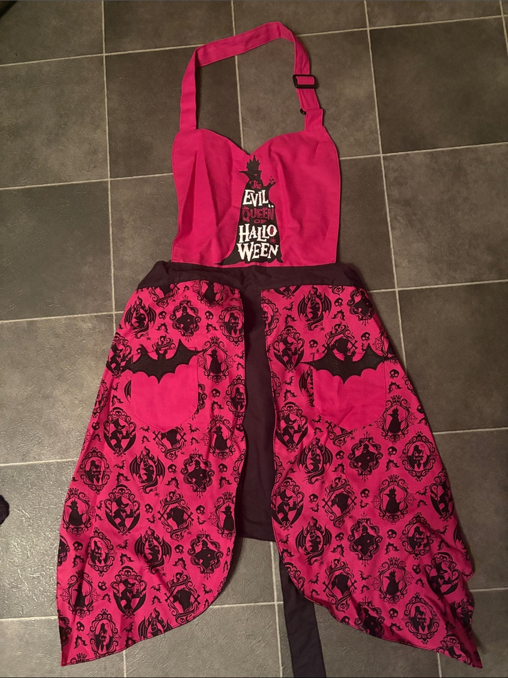 Disney villain apron parks villains